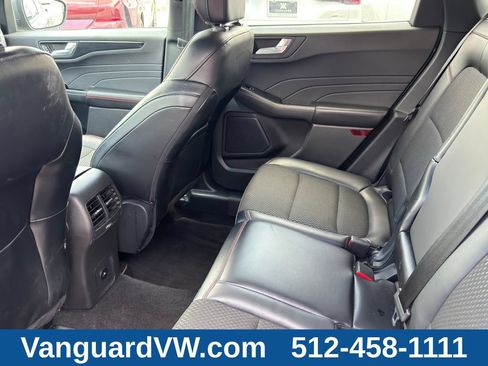 Used 2025 Ford Escape ST-Line Select AWD/4WD image 26