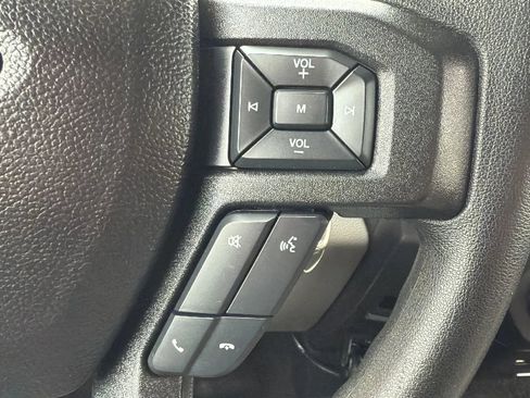 Used 2018 Ford F150 XLT AWD/4WD image 11