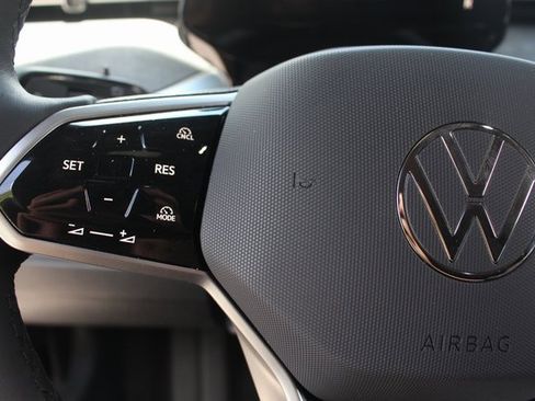 New 2025 Volkswagen ID. Buzz Pro S image 20