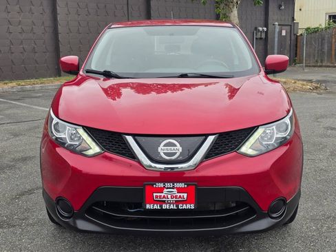 Used 2018 Nissan Rogue Sport S w/ S Appearance Package AWD/4WD image 2