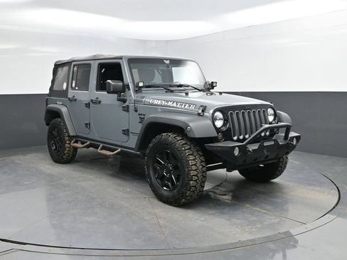 Used 2015 Jeep Wrangler Unlimited Sport AWD/4WD image 4