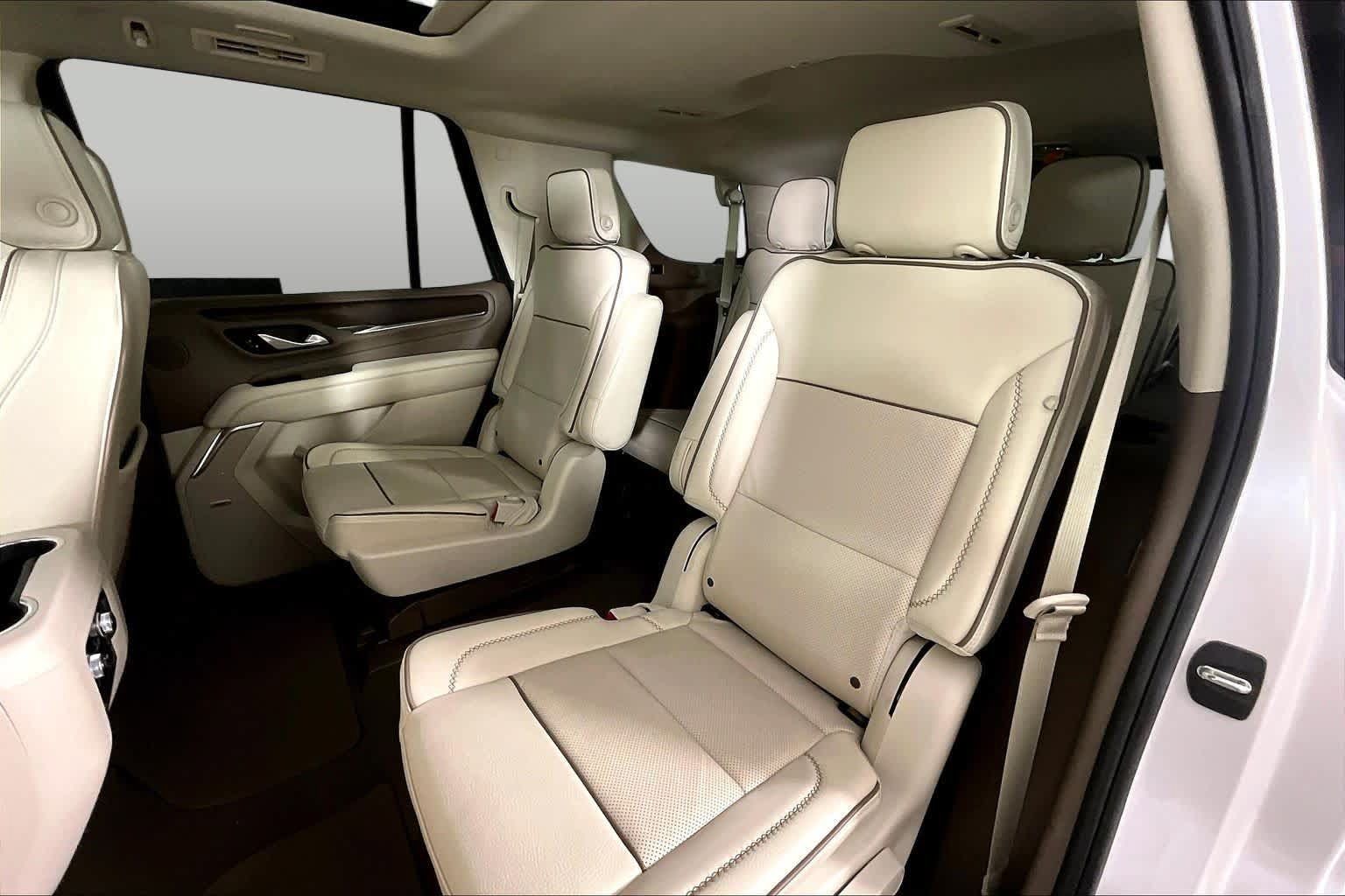 Used 2023 GMC Yukon Denali w/ Max Trailering Package AWD/4WD image 18
