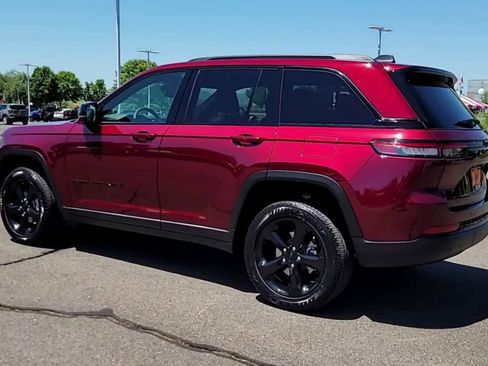 New 2025 Jeep Grand Cherokee Altitude w/ Trailer Tow Package image 6