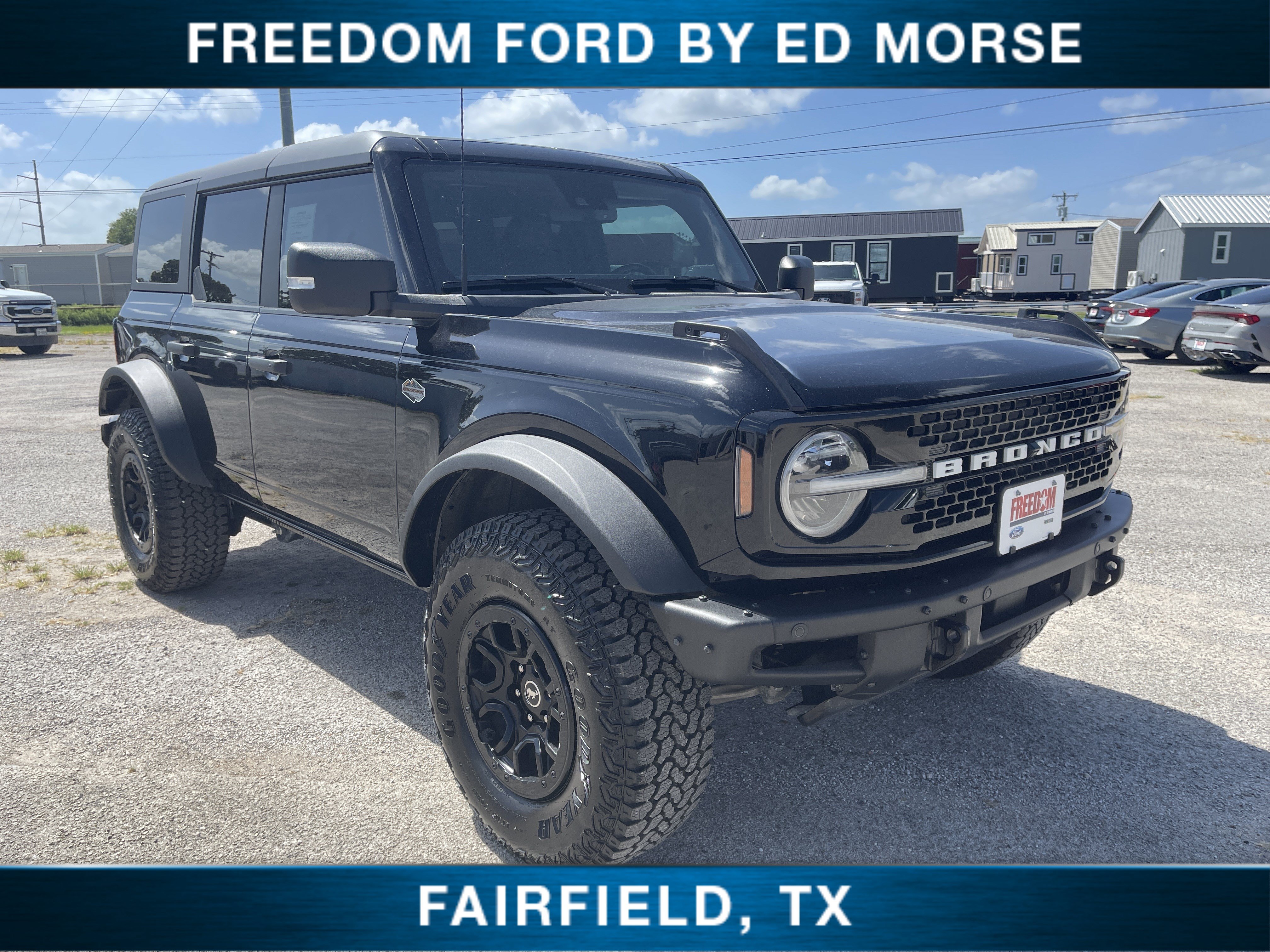 Used 2023 Ford Bronco Wildtrak AWD/4WD image 1