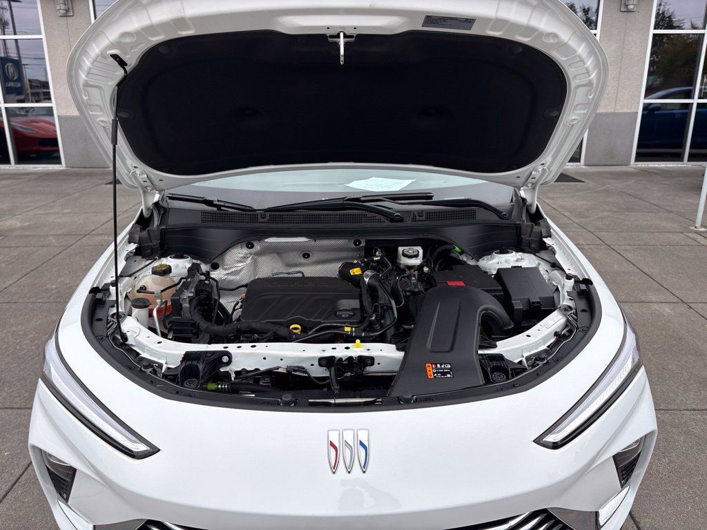 Used 2025 Buick Envista Preferred FWD image 3