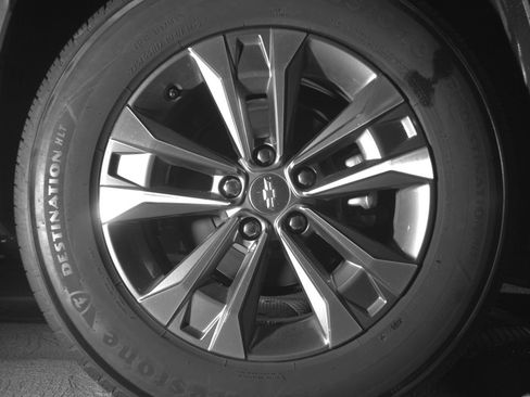 Used 2025 Chevrolet Equinox LT image 15