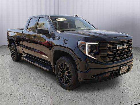 Used 2024 GMC Sierra 1500 Elevation AWD/4WD image 1