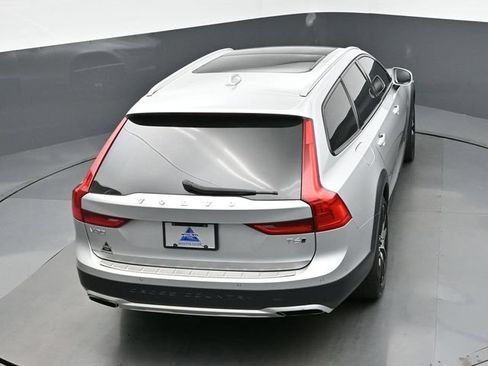 Used 2018 Volvo V90 T6 Cross Country w/ Convenience Package AWD/4WD image 21