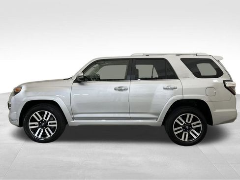 Used 2023 Toyota 4Runner Limited image 2