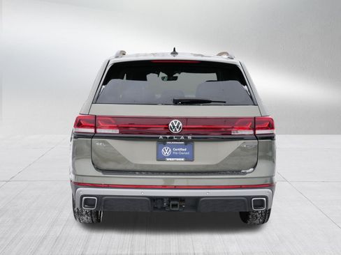 Certified 2024 Volkswagen Atlas Peak Edition SEL image 6