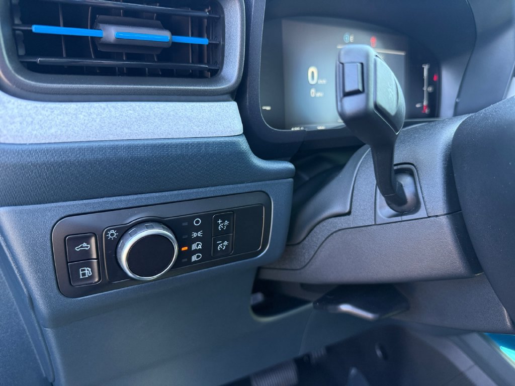 New 2026 Ford Maverick XLT w/ XLT Luxury Package FWD image 23