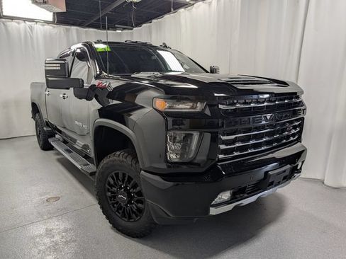 Used 2021 Chevrolet Silverado 3500 LTZ w/ LTZ Plus Package AWD/4WD image 2