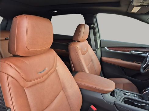 New 2026 Cadillac XT5 Premium Luxury w/ Driver Assist Package FWD image 16