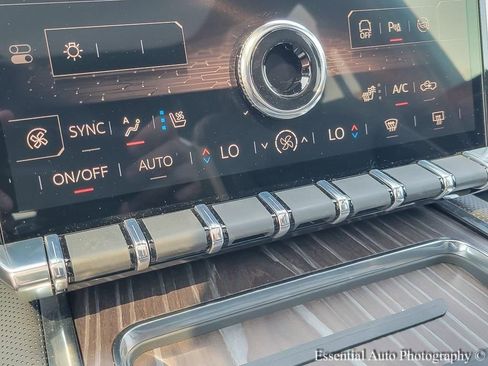 New 2025 GMC Sierra EV Denali image 17