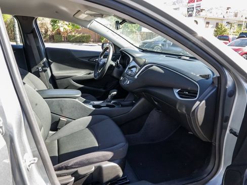 Used 2023 Chevrolet Malibu LT FWD image 20