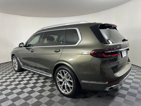 Used 2023 BMW X7 xDrive40i w/ Premium Package image 2