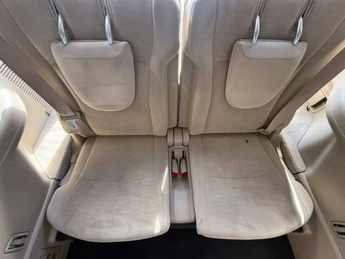 Used 2011 Toyota Highlander 4WD w/ Tech Pkg image 16