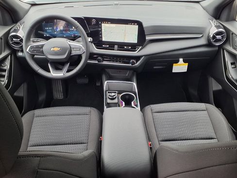 New 2026 Chevrolet Equinox LT image 8