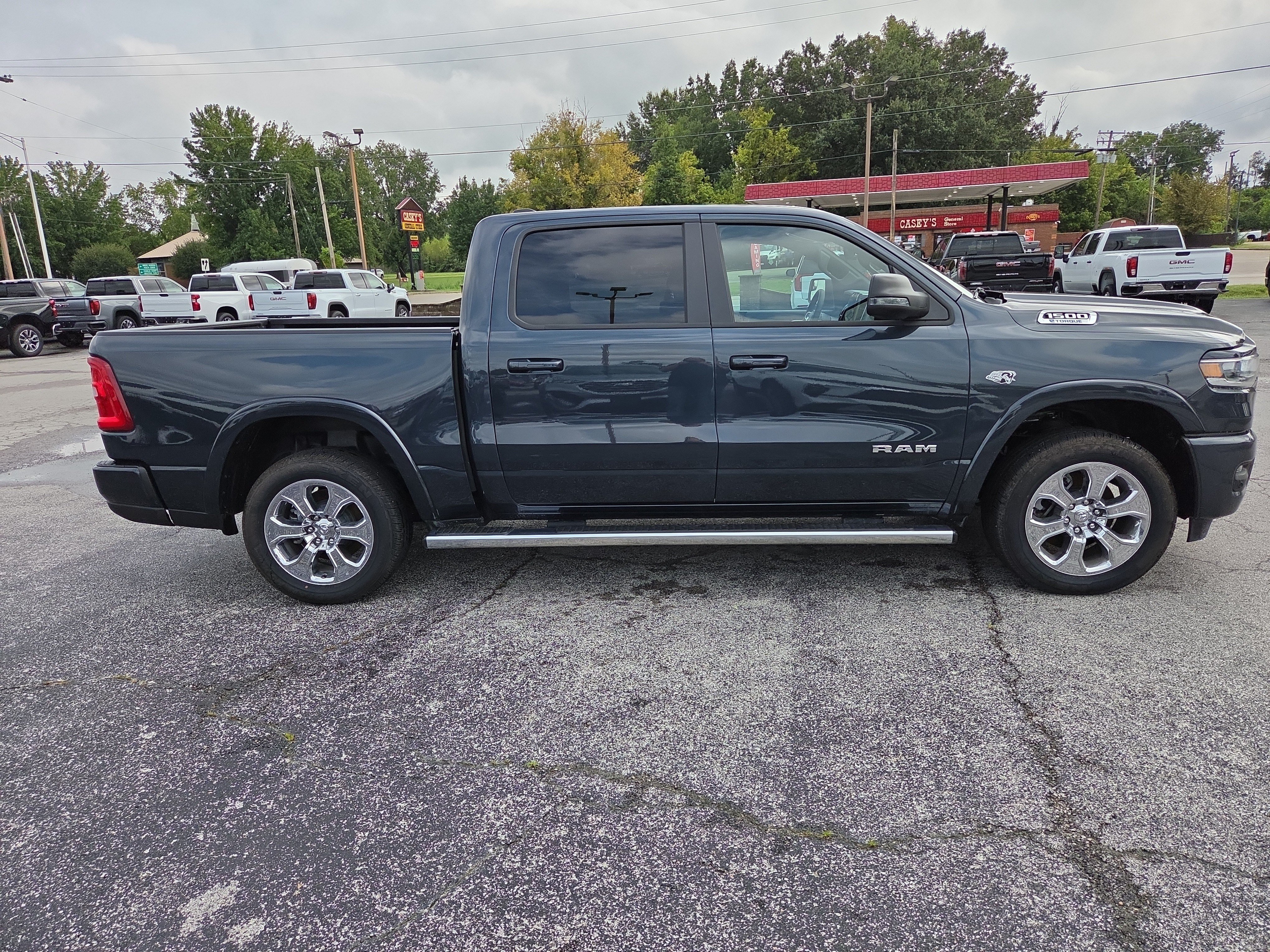 Used 2026 RAM 1500 Big Horn AWD/4WD image 3