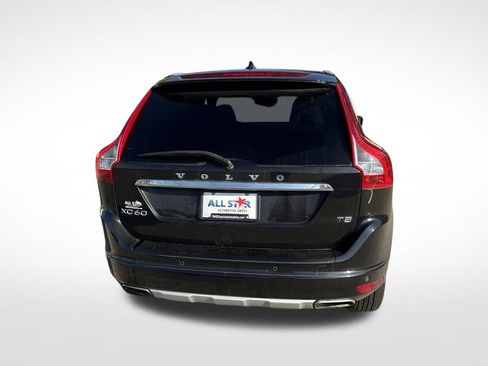 Used 2017 Volvo XC60 T5 Inscription w/ Preferred Option Package FWD image 6
