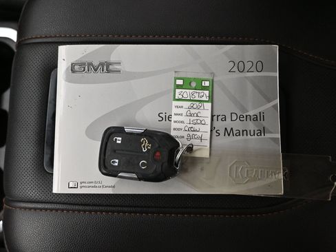 Used 2020 GMC Sierra 1500 AT4 w/ AT4 Premium Package AWD/4WD image 20