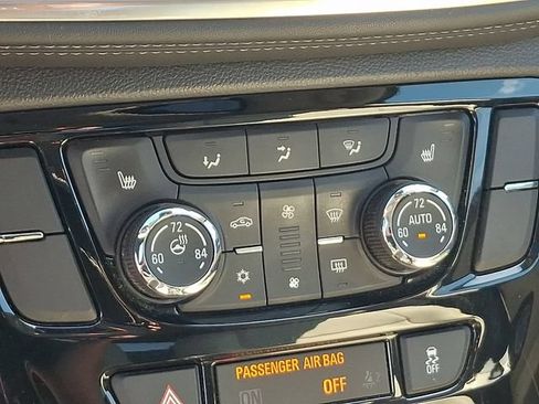 Used 2018 Buick Encore Essence w/ Experience Buick Package AWD/4WD image 14