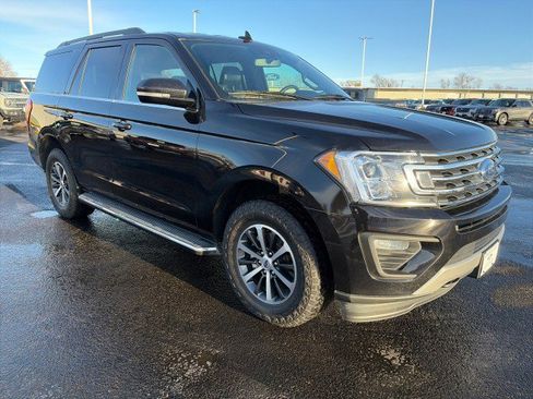 Used 2021 Ford Expedition XLT image 7