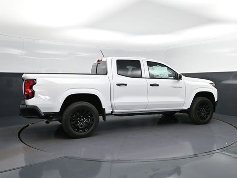 New 2026 Chevrolet Colorado W/T image 8