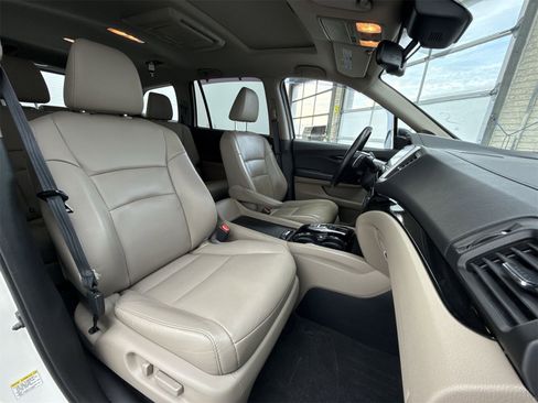 Used 2016 Honda Pilot Touring image 13