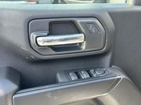 Used 2024 Chevrolet Silverado 2500 Custom w/ Custom Value Package image 15