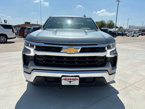 Used 2024 Chevrolet Silverado 1500 LT w/ Protection Package RWD image 2