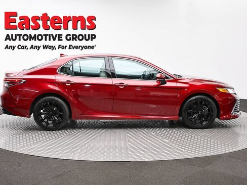 Used 2021 Toyota Camry XLE AWD/4WD image 4