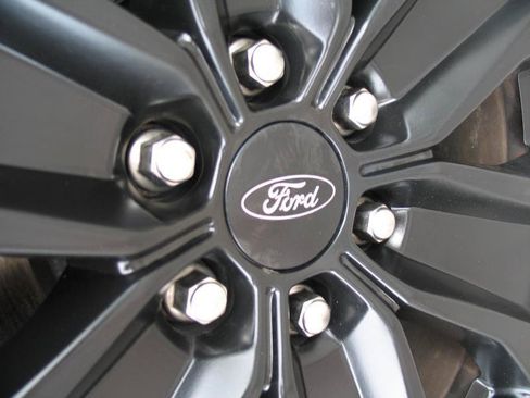 Used 2020 Ford F150 Lariat w/ Equipment Group 502A Luxury AWD/4WD image 76