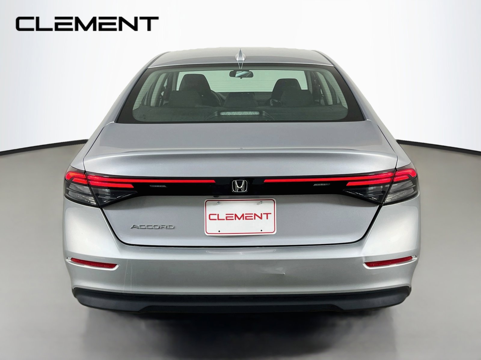 Used 2023 Honda Accord EX image 8