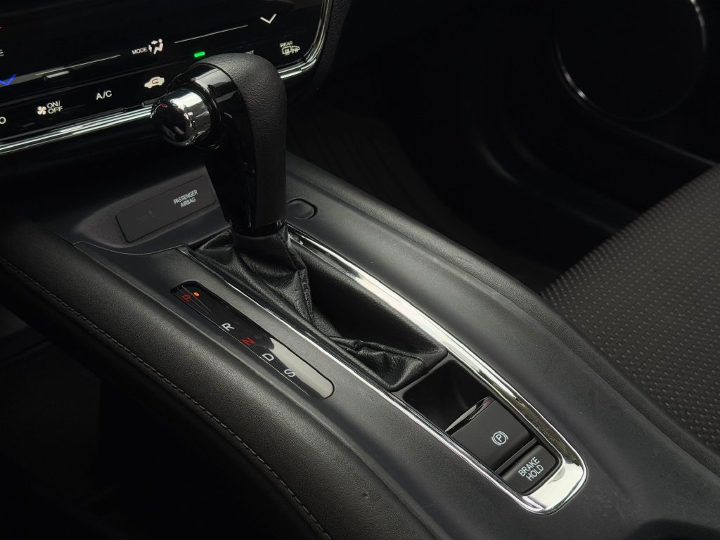 Used 2021 Honda HR-V EX image 20