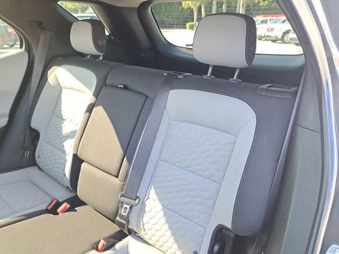 Used 2020 Chevrolet Equinox LS image 12