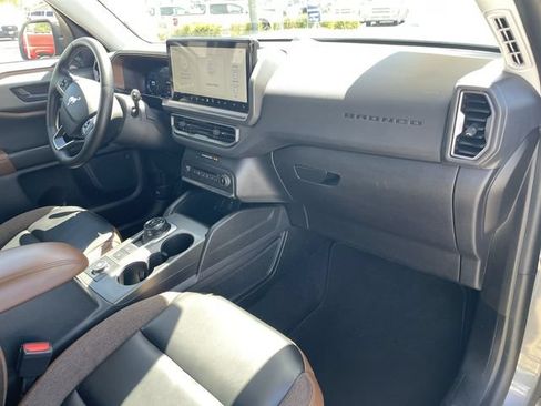 Used 2025 Ford Bronco Sport Outer Banks AWD/4WD image 28
