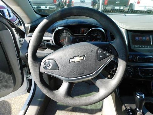 Used 2017 Chevrolet Impala LS FWD image 17