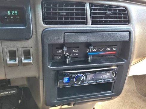 Used 1998 Toyota T100 SR5 w/ Value Pkg AWD/4WD image 21