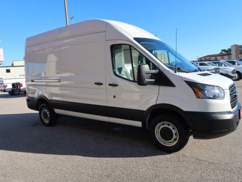 Used 2019 Ford Transit 250 148 High Roof image 3