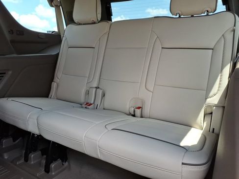 New 2026 GMC Yukon Denali w/ LPO, Floor Liner Package AWD/4WD image 15