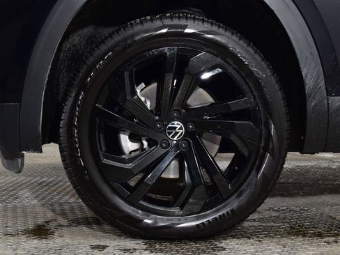 Used 2022 Volkswagen Atlas SE w/ Panoramic Sunroof Package image 28