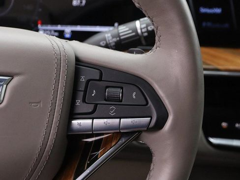 Used 2024 Cadillac Escalade Sport Platinum w/ LPO, ONYX Package image 16