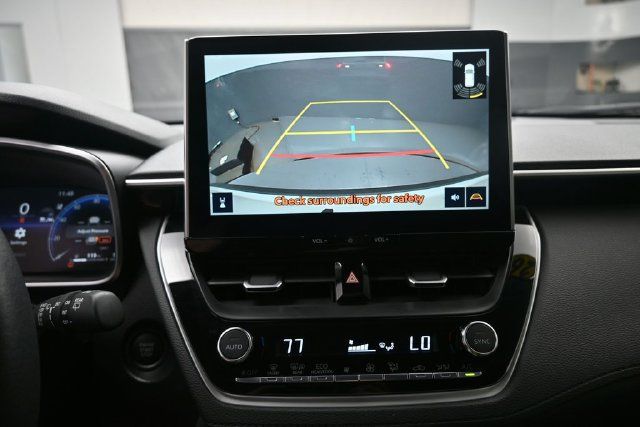Used 2026 Toyota Corolla Cross XLE w/ Convenience Package FWD image 13
