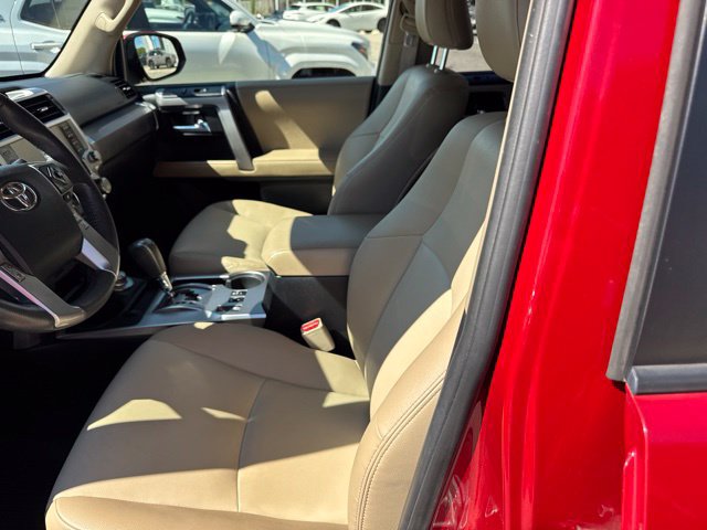Used 2021 Toyota 4Runner SR5 Premium w/ Moonroof Package AWD/4WD image 14