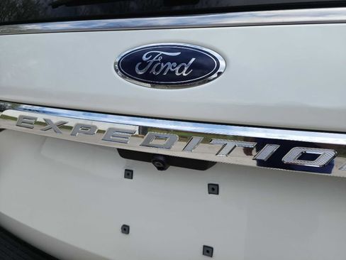 Used 2020 Ford Expedition Limited AWD/4WD image 8