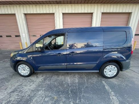 Used 2014 Ford Transit Connect XL image 2
