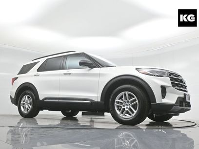 New 2025 Ford Explorer Active