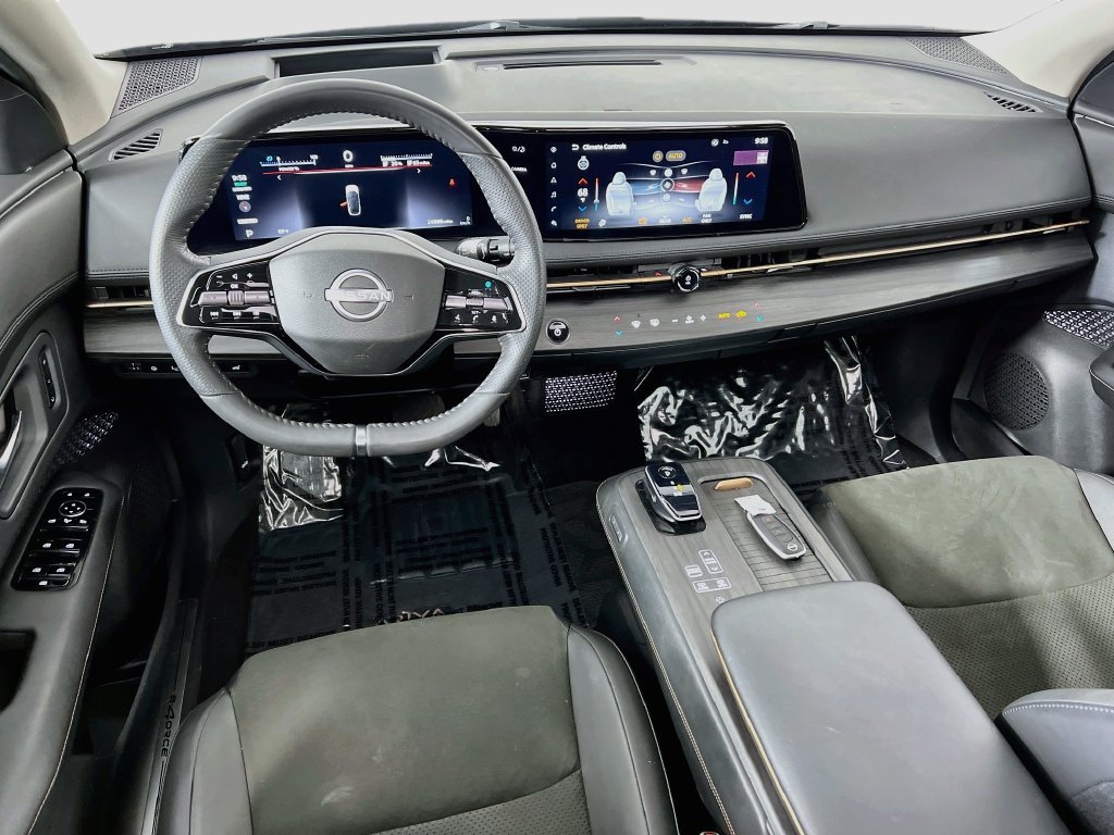 Used 2024 Nissan Ariya AWD image 21