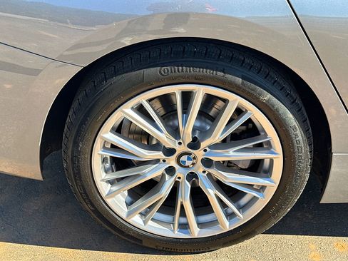 Used 2023 BMW 330i xDrive Sedan w/ Driving Assistance Package image 17